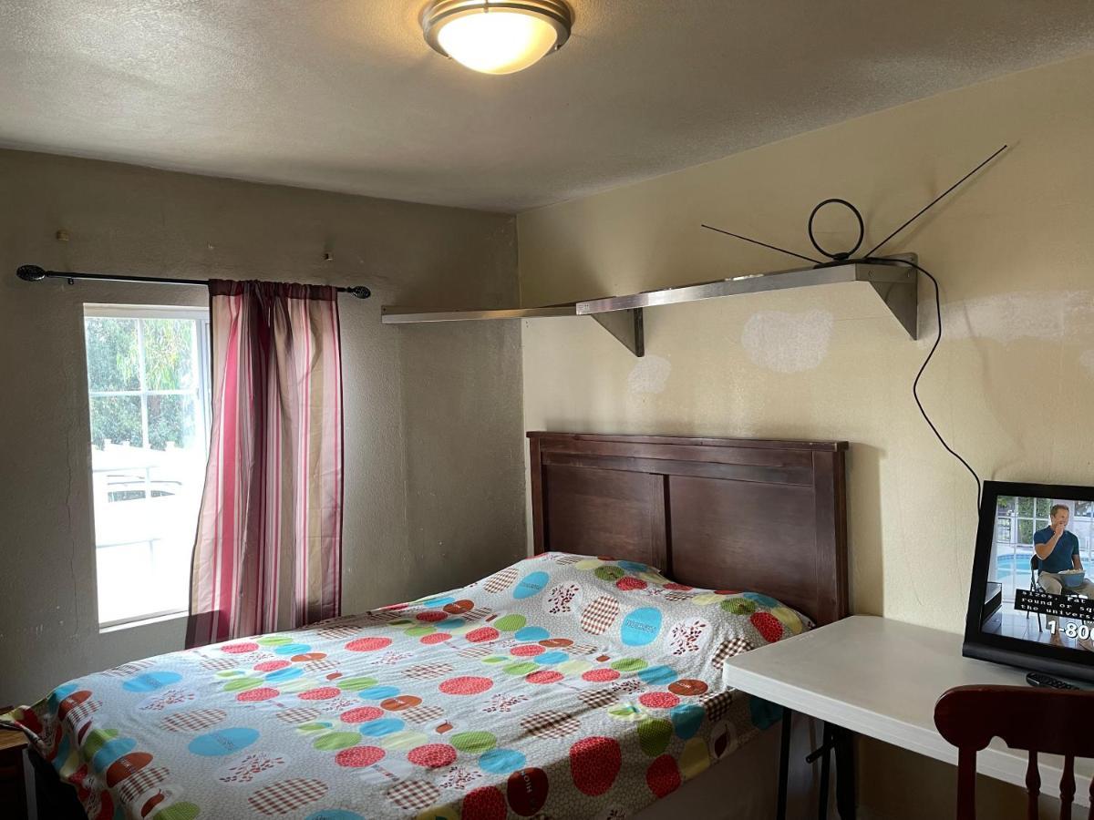 Rosemead Homestay Eksteriør billede